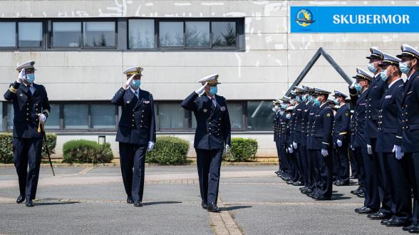Atlantique Nord : le VAE Lebas félicite l’équipage B de la Bretagne pour son action sur un théâtre contesté