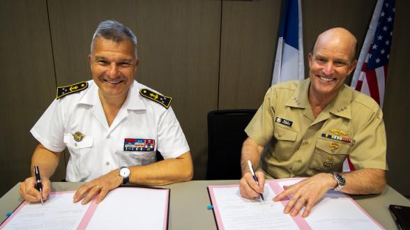 Dialogue stratégique entre les marine française et américaine