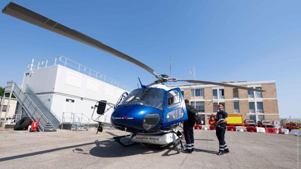  Deux hélicoptères bombardiers d’eau pour les marins-pompiers