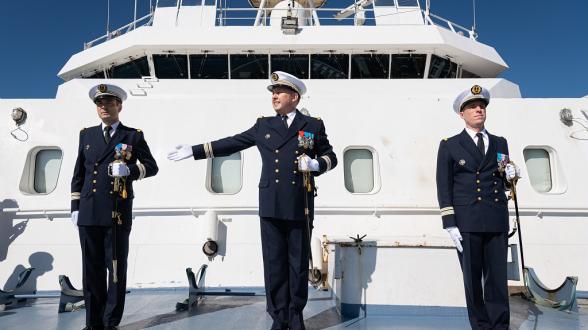 Un nouveau commandant pour l’équipage A du bâtiment hydrographique et océanographique Beautemps-Beaupré