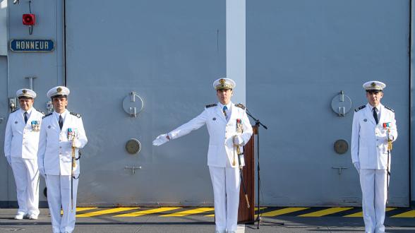 Un nouveau commandant pour le bâtiment de commandement et de ravitaillement Marne