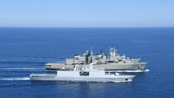 Méditerranée – La FLF Guépratte rencontre la marine grecque