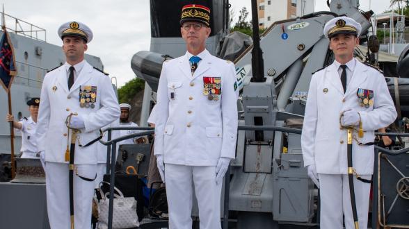Un nouveau commandant pour le patrouilleur La Glorieuse