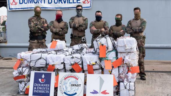  FAA – Saisie de produits stupéfiants par le BSAOM Dumont D’Urville