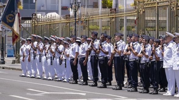  Les marins de la Force d’action navale commémorent l’Armistice du 11 novembre