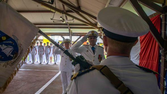  Un nouveau commandant pour le patrouilleur Antilles Guyane La Confiance