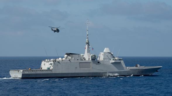 Le commandant de la TF 470 et 4 FREMM reçoivent le « Hook ’Em award », prix d’excellence américain en lutte anti-sous-marine 
