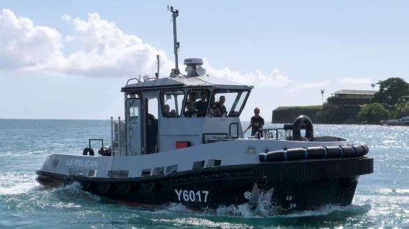  La base navale de Fort-de-France a accueilli deux nouveaux remorqueurs-pousseurs