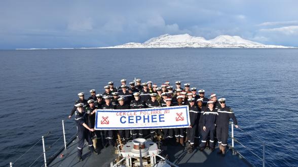  Le Céphée franchit le cercle polaire Arctique