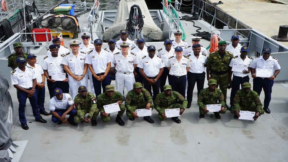  Atlantique – Deux navires français participent à la mise en condition opérationnelle du patrouilleur ivoirien Espérance 