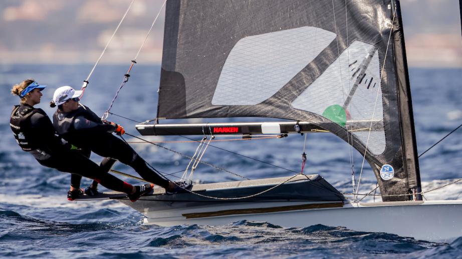 Charline Picon et Sarah Steyaert à la manoeuvre