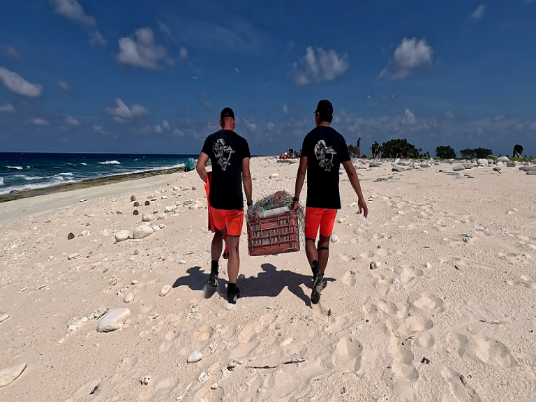 Mission PASSION 23 : Le Germinal pose le pied sur l’atoll de Clipperton