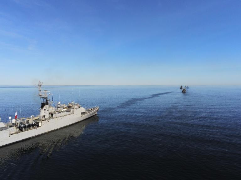 PASSEX entre le Commandant Blaison et des bâtiments Estoniens